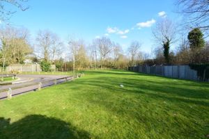 Photo 25- click for photo gallery